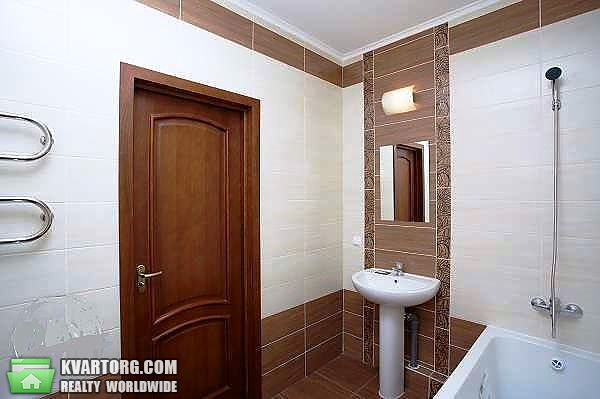 Sell 2-room apartment. Киев,  Комарова — photo 2