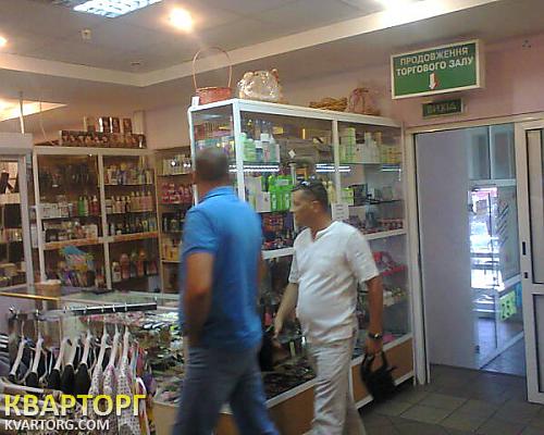 Rent out shop. Киев, « Контрактовая площадь» — photo 4