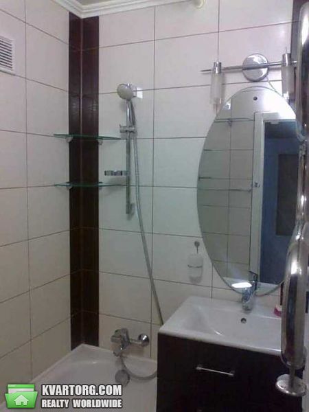 Rent out 1-room apartment. Киев, Леси Украинки бул — photo 6