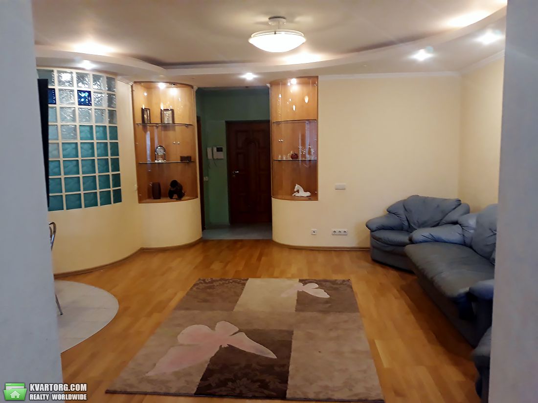 Rent out 2-room apartment. Киев,  Артиллерийский пер — photo 4