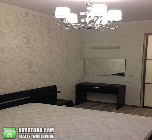 Rent out 2-room apartment. Киев,  Срибнокильская — photo 3