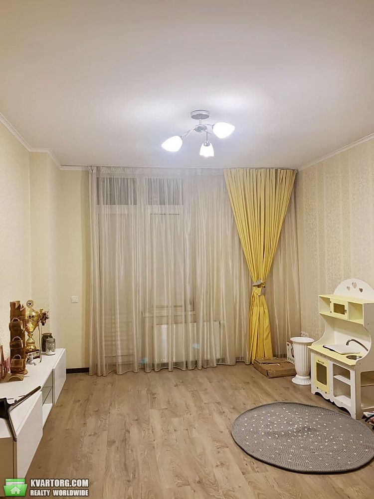 Rent out 2-room apartment. Киев,  Ахматовой — photo 4