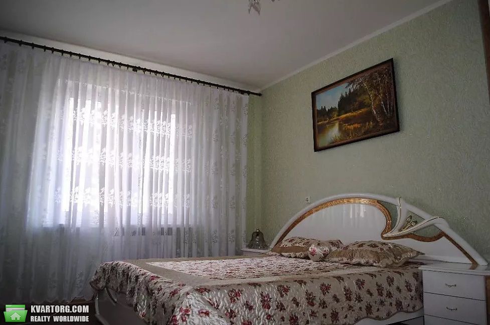 Sell 2-room apartment. Киев,  Милославская — photo 2