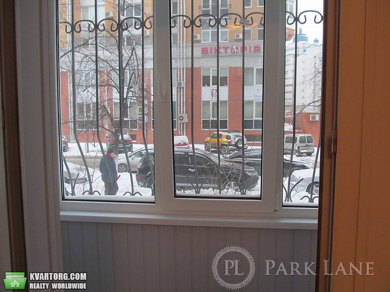 Sell 3-room apartment. Киев,  Почайнинская — photo 2