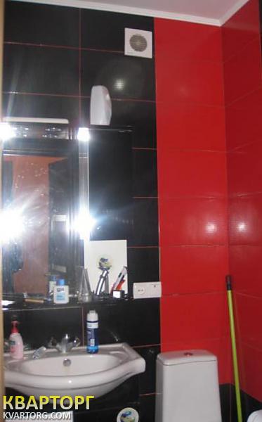 Sell 2-room apartment. Киев,  Воссоединения пр — photo 4