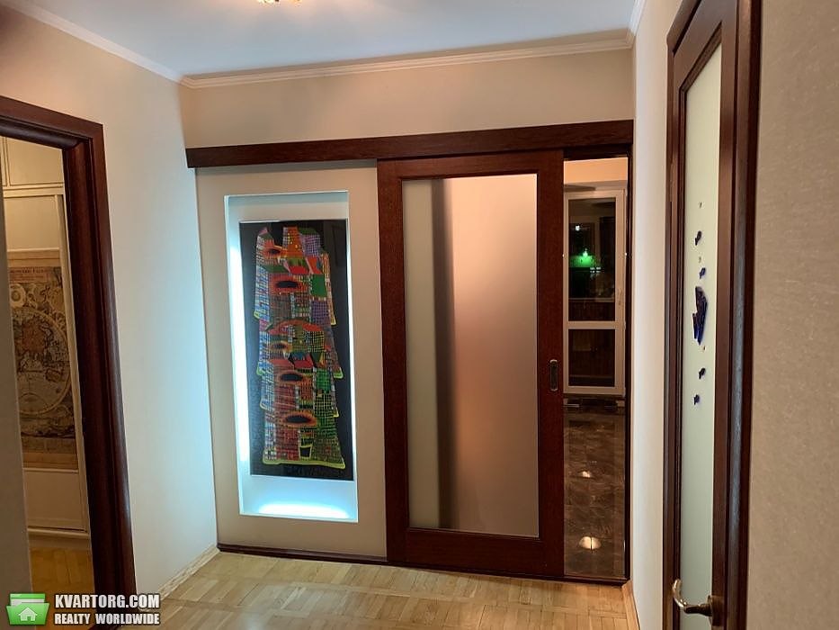 Sell 3-room apartment. Киев,  Панельная — photo 3