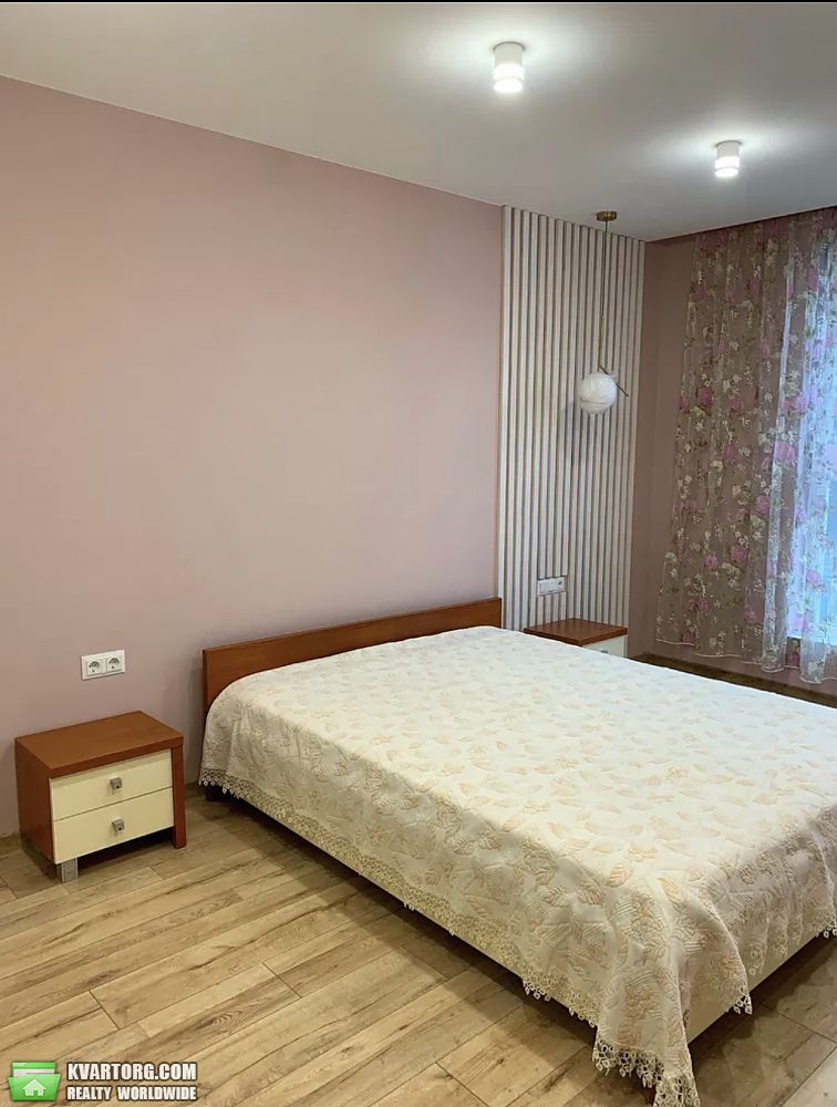 Rent out 2-room apartment. Львов, Володимира Великого — photo 4