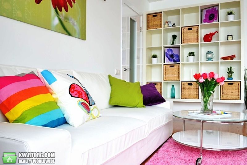 Sell 2-room apartment. Киев,  Набережно-Крещатикская — photo 1
