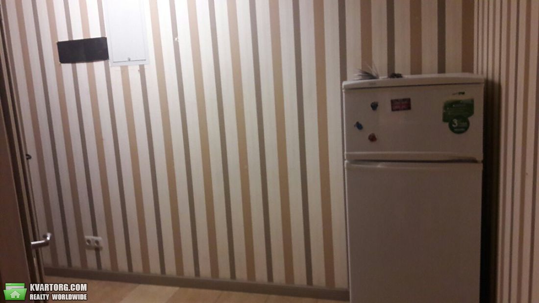 Rent out 1-room apartment. Киев,  Леси Украинки бул — photo 7