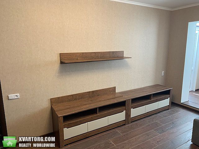 Rent out 1-room apartment. Киев,  Радунская — photo 4