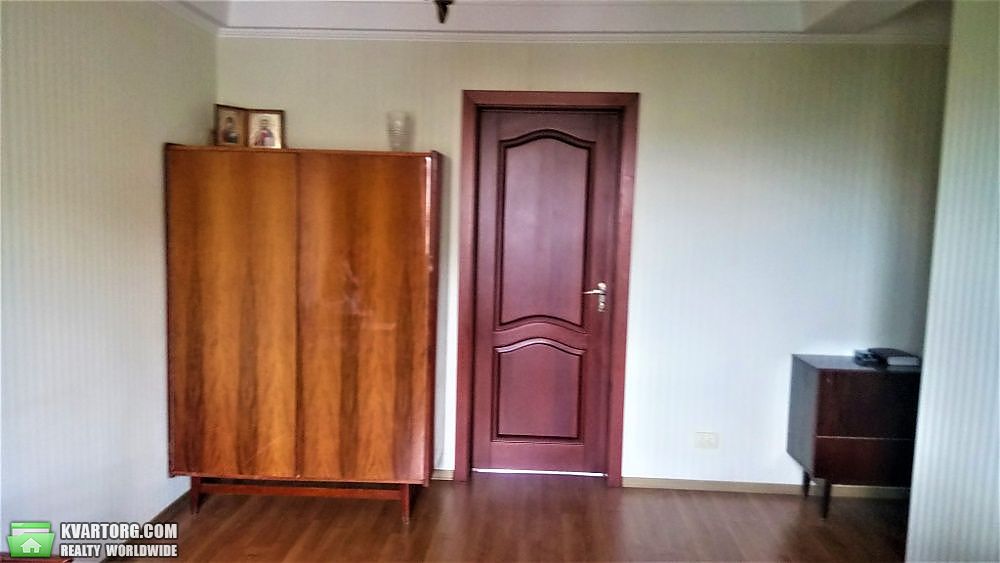 Sell 3-room apartment. Киев, Иорданская — photo 1