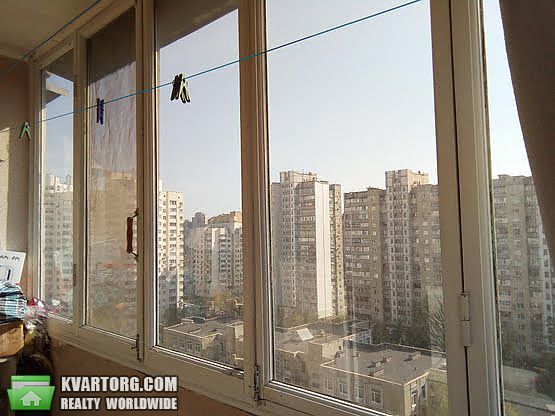 Sell 2-room apartment. Киев,  Руденко — photo 9