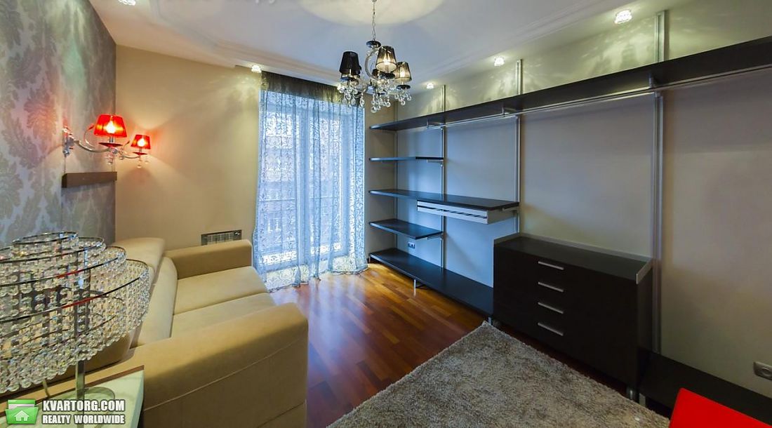 Rent out 3-room apartment. Киев,  Введенская — photo 8
