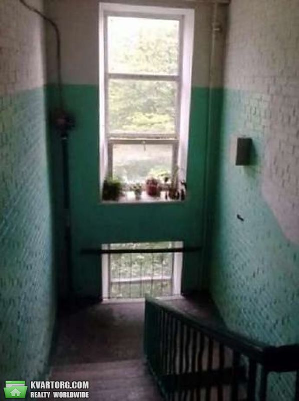 Sell 3-room apartment. Киев,  Салютная — photo 5