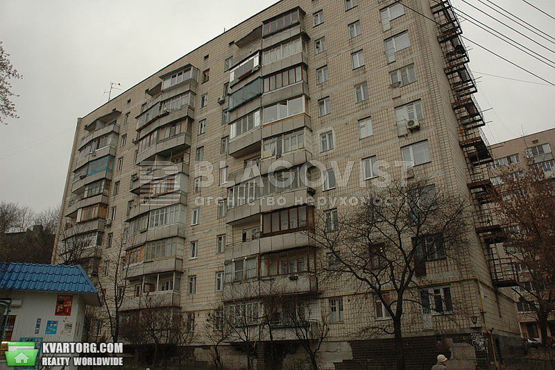 Rent out 1-room apartment. Киев,  Нововокзальная — photo 1