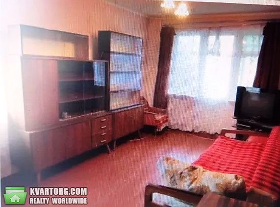 Sell 2-room apartment. Киев,  Чумака — photo 1