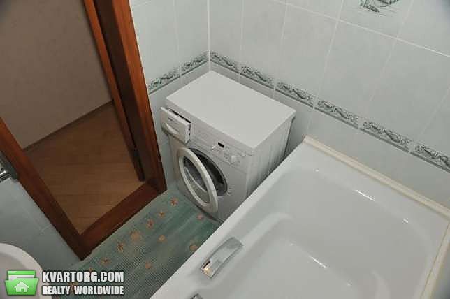 Rent out 3-room apartment. Киев, Декабристов — photo 5