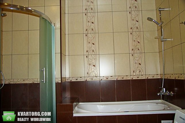 Rent out 1-room apartment. Киев,  Героев Обороны — photo 8