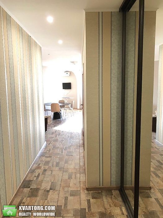Rent out 2-room apartment. Киев,  Черниговская — photo 10
