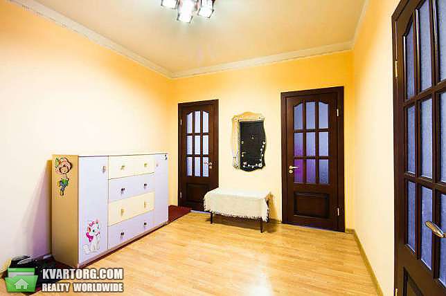 Sell 3-room apartment. Киев,  Ревуцкого — photo 1