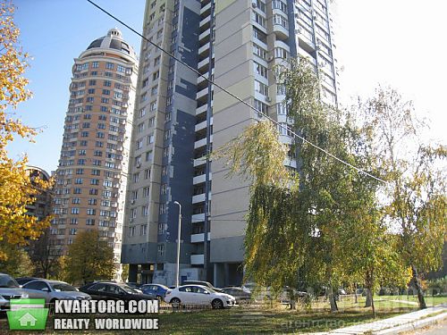 Sell 2-room apartment. Киев, Старонаводницкая — photo 1