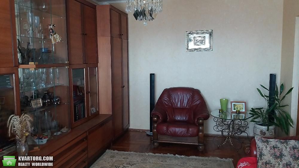 Sell 3-room apartment. Киев,  Миропольская — photo 2