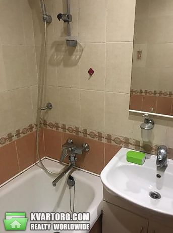 Rent out 3-room apartment. Киев, Ирпенская — photo 7