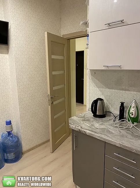Rent out 1-room apartment. Киев,  Донца — photo 5