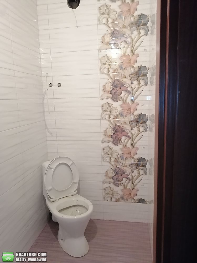 Rent out 3-room apartment. Киев,  Ясиноватский пер — photo 1