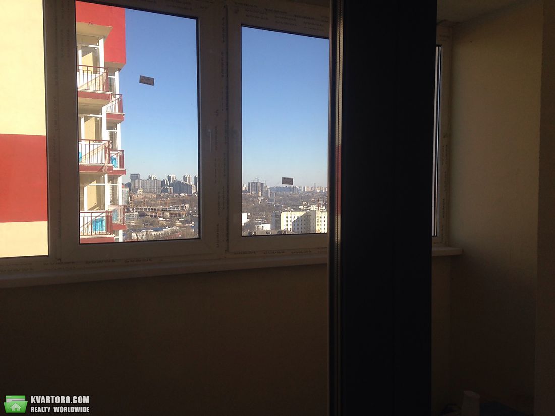 Rent out 1-room apartment. Киев,  Ясиноватский пер — photo 10
