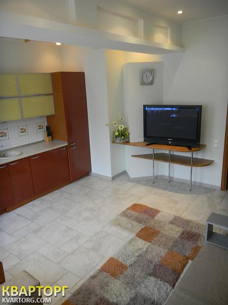 Rent out 2-room apartment. Киев,  Шота Руставели — photo 8