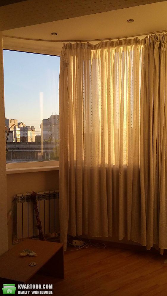 Rent out 4-room apartment. Киев,  Победы пр — photo 3
