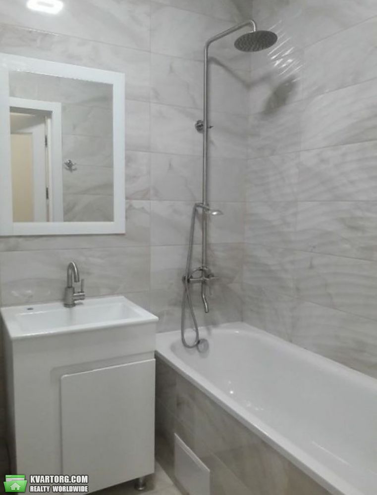 Rent out 2-room apartment. Киев, Герцена — photo 4