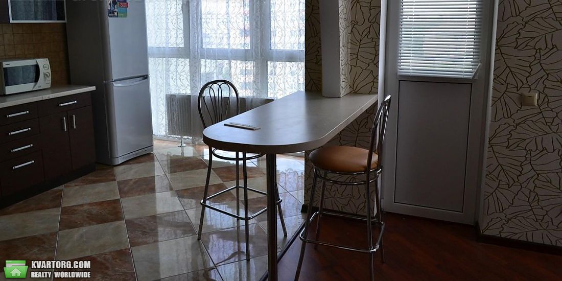 Rent out 2-room apartment. Киев,  Белорусская — photo 5