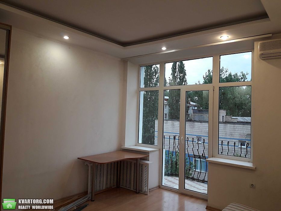 Sell 1-room apartment. Киев, Маричанская — photo 1