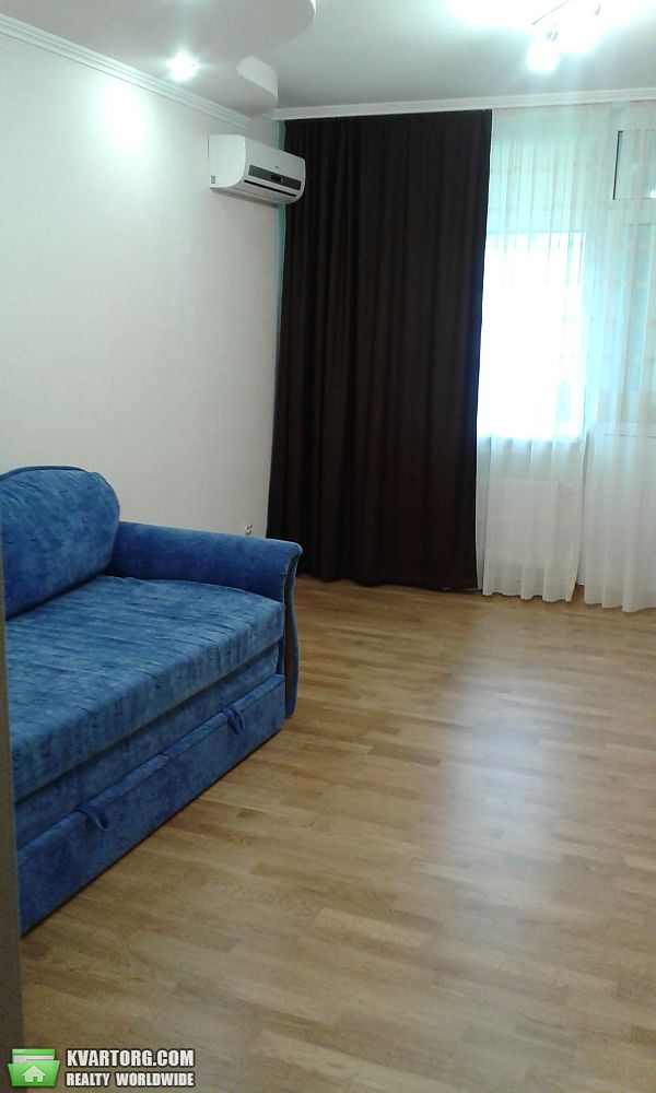 Rent out 1-room apartment. Киев,  Ломоносова — photo 4