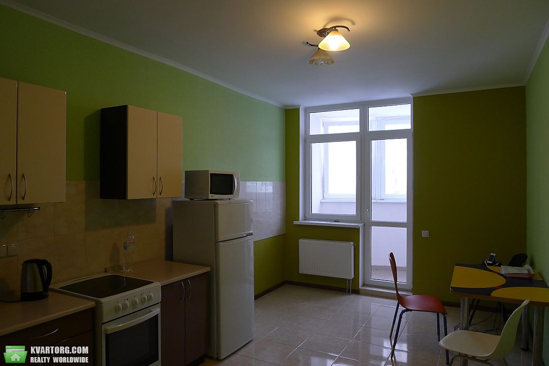 Sell 2-room apartment. Киев,  Воскресенская — photo 2