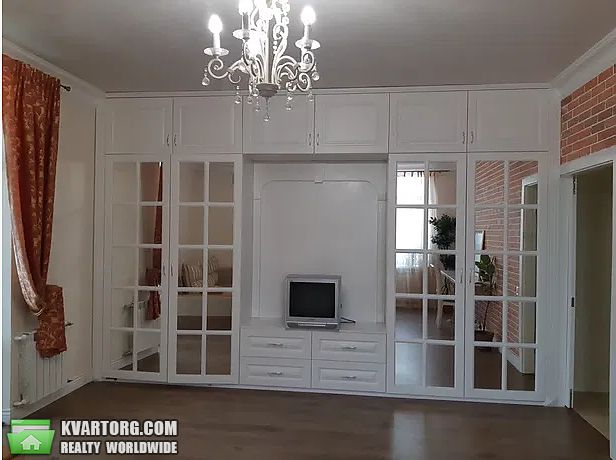 Rent out 2-room apartment. Киев,  Бажова — photo 3