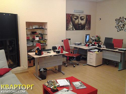 Rent out office. Киев, Жилянская — photo 1
