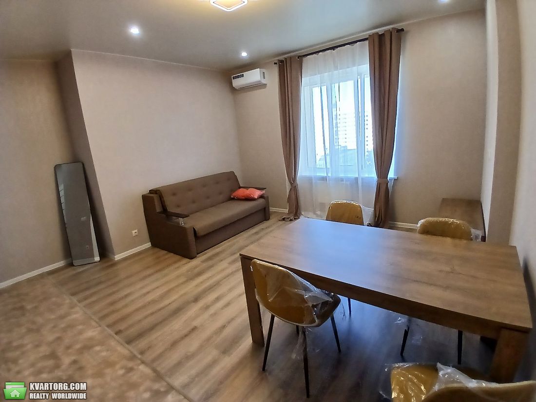 Rent out 2-room apartment. Киев, Андрія Верхогляда — photo 6