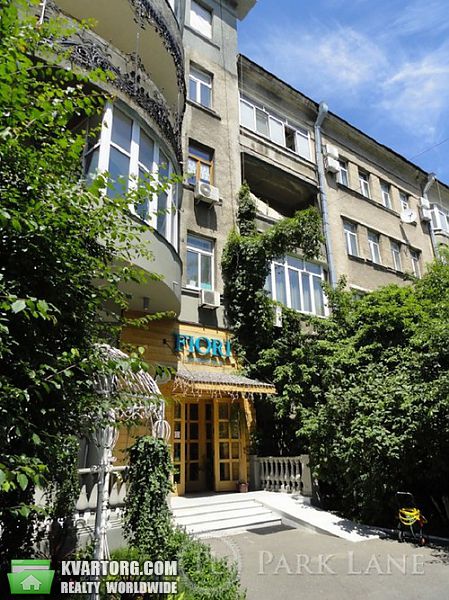Sell 4-room apartment. Киев,  Богомольца — photo 1