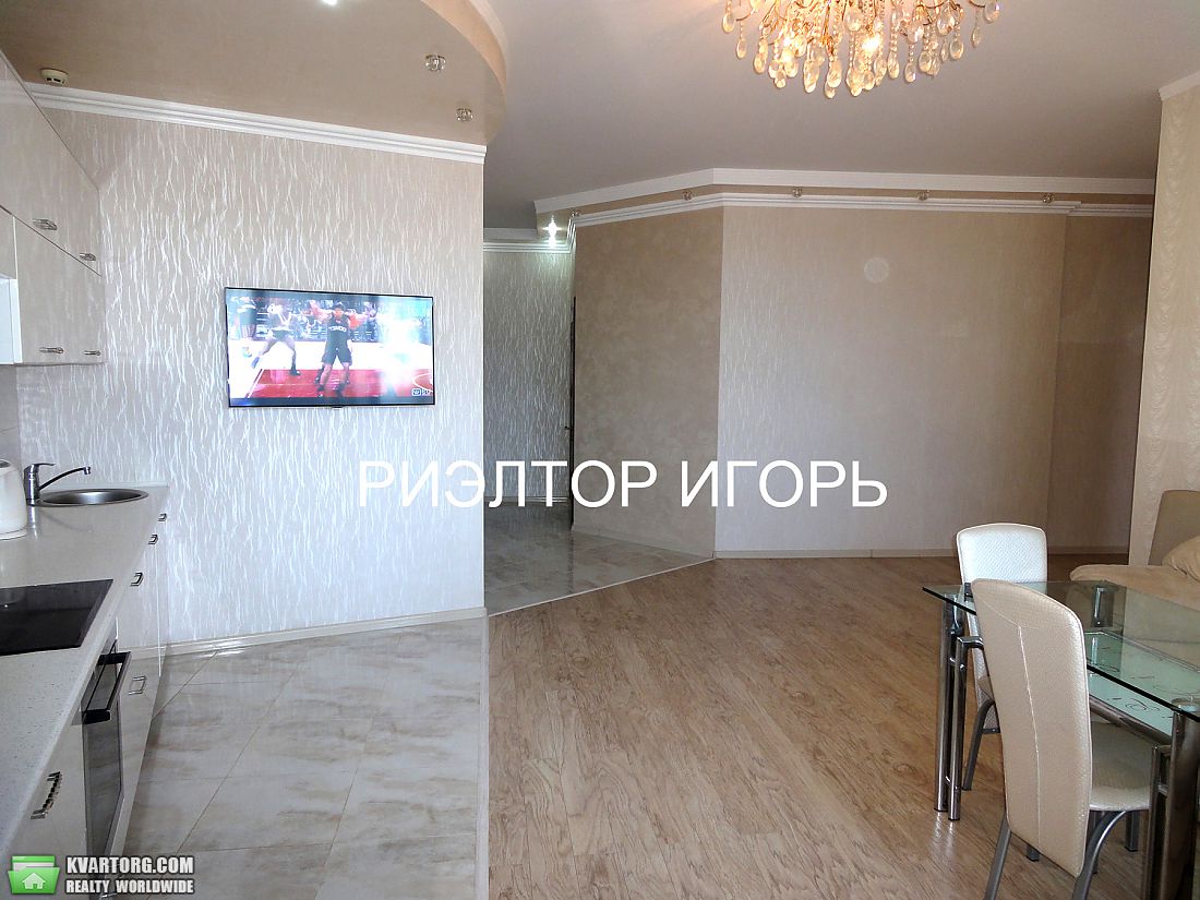 Rent out 3-room apartment. Одесса, Литературная — photo 3