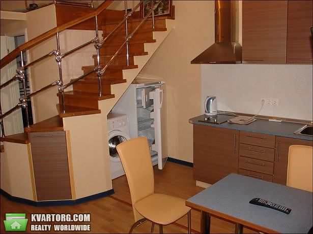 Rent out 1-room apartment. Киев,  Мазепы — photo 4