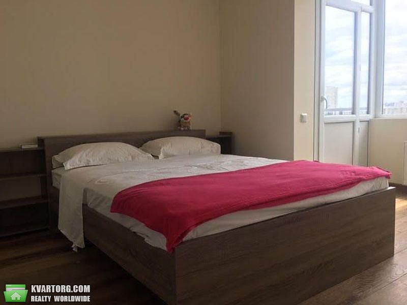 Rent out 3-room apartment. Киев,  Барбюса — photo 9