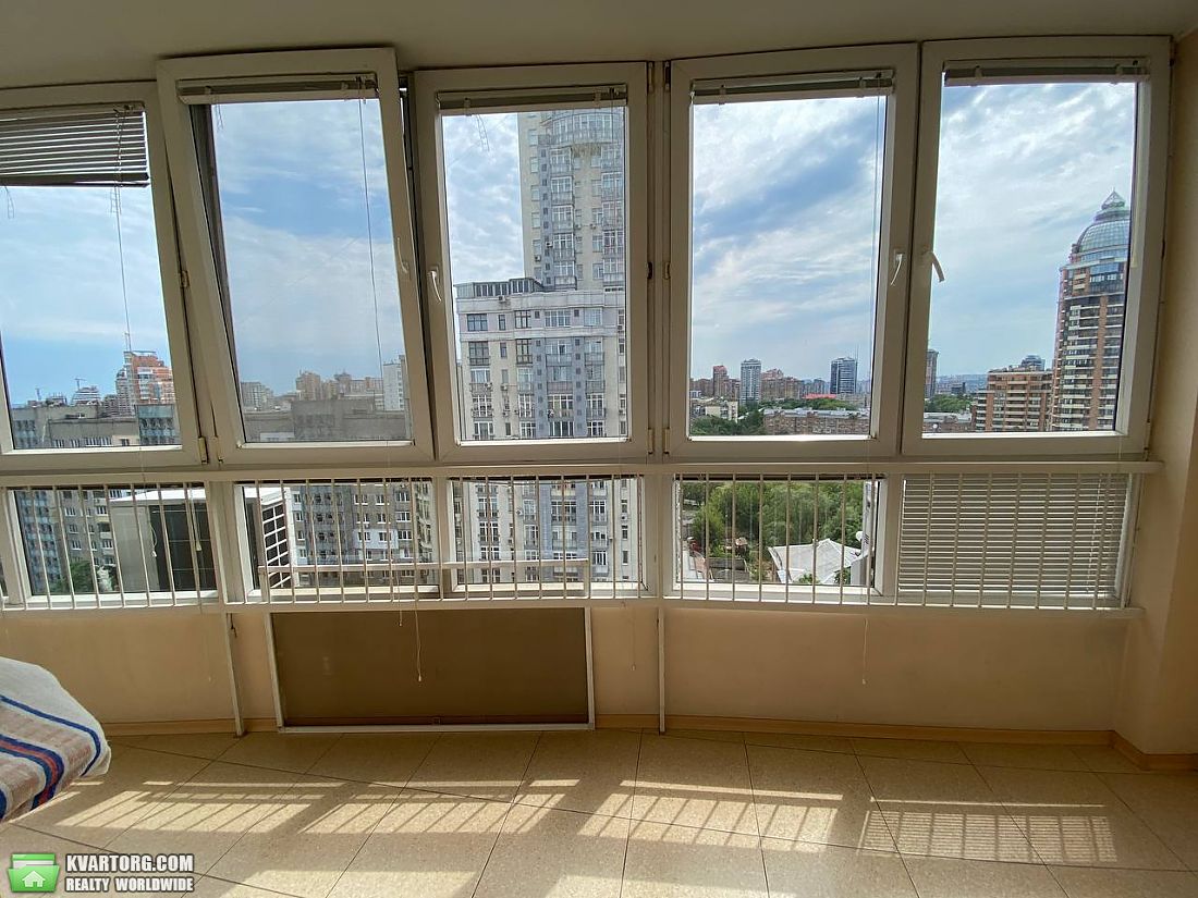 Rent out 3-room apartment. Киев, Панаса Мирного — photo 4