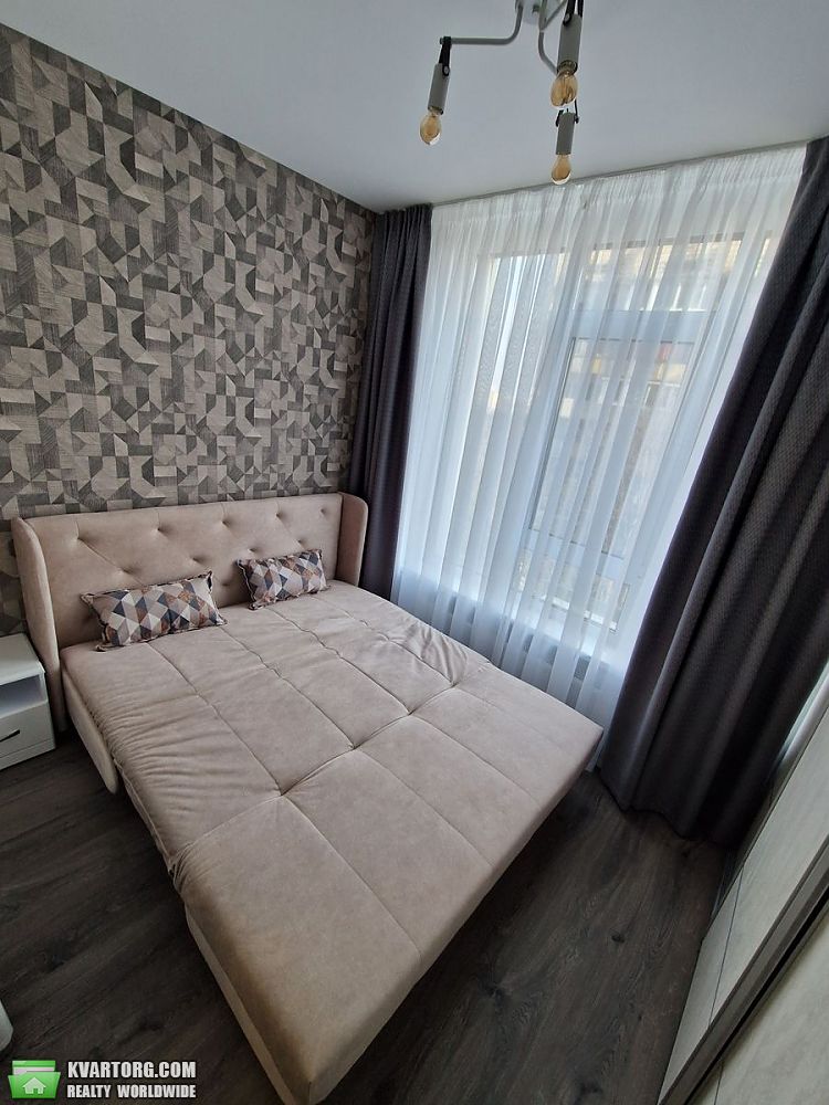 Rent out 1-room apartment. Киев, Любомира Гузара — photo 10