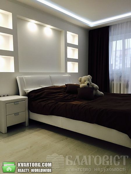 Sell 3-room apartment. Киев, Дружбы Народов пл — photo 3