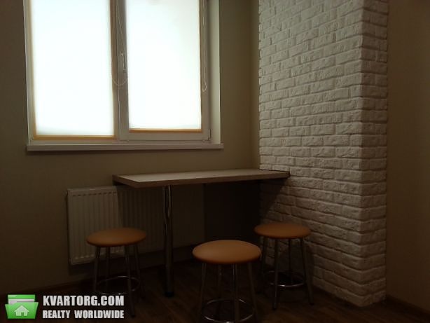 Rent out 1-room apartment. Киев,  Метрологическая — photo 2
