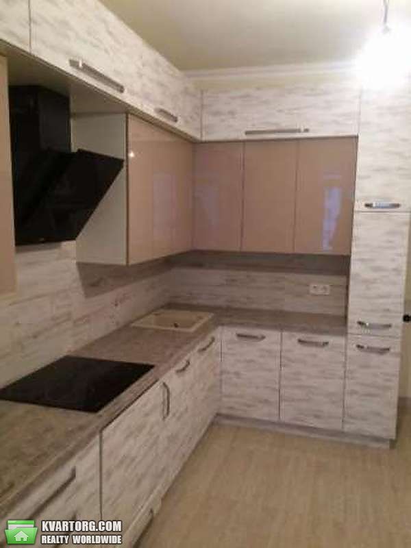 Sell 3-room apartment. Киев,  Победы пр — photo 1