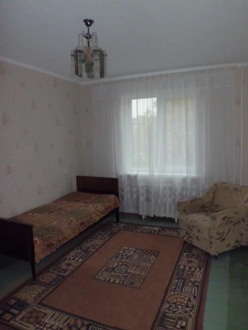Rent out 3-room apartment. Днепропетровск, Славы бульвар — photo 3